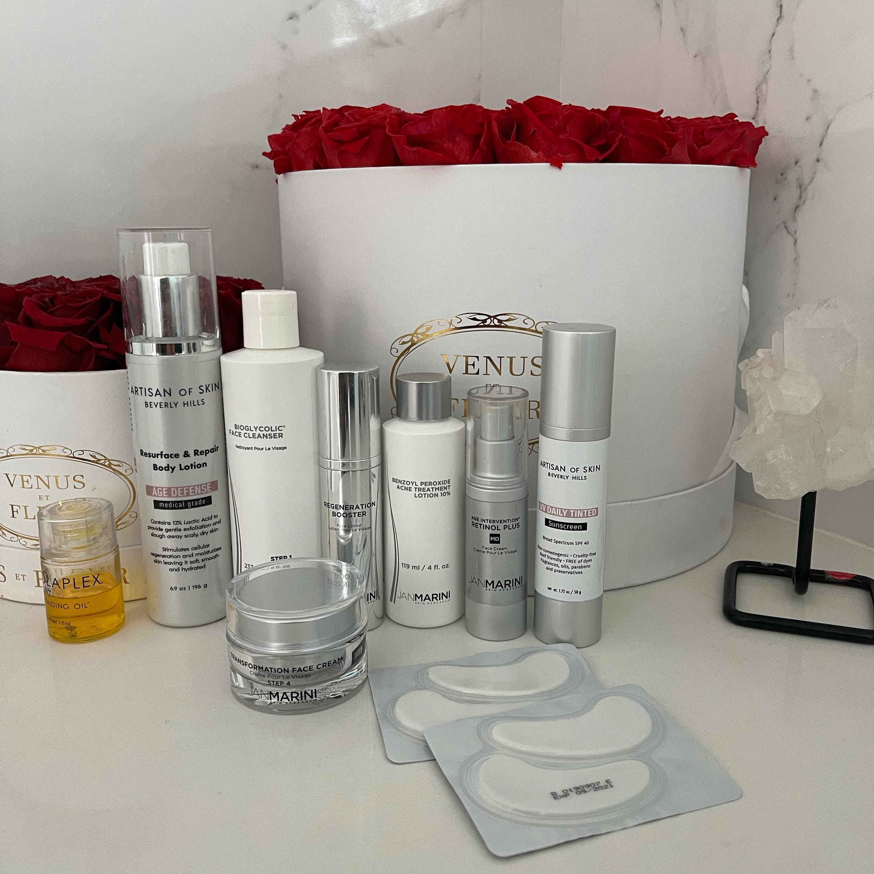 The "Personal Skin Trainer" Addicted To Exfoliating Acids