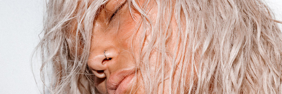 What's Really Causing Your Hair To Break Off?