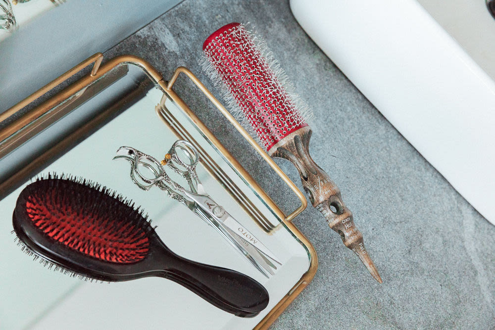 How to Clean a Hairbrush: Step-by-Step Guide
