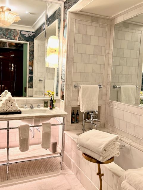 Sophie Carbonari Flew In From Paris To Give Everyone Their Best Met Gala Face