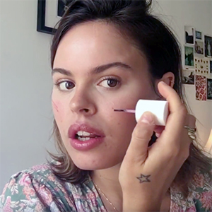 Atlanta de Cadenet Taylor's 2-Minute Weekend Makeup Routine