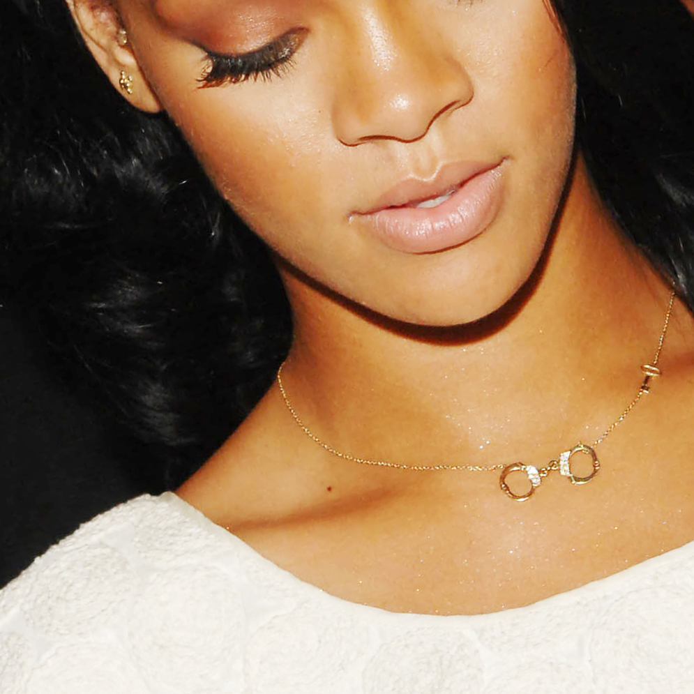 Did You Know Your BFF Runs Fenty's Twitter Account?