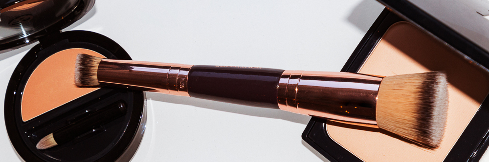The Two-In-One Brush For Airbrushed Complexion