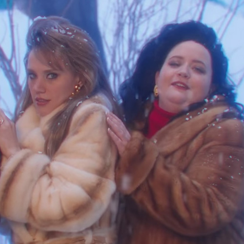 The TJ Maxx Christmas Candle Is The Gift Of The Season