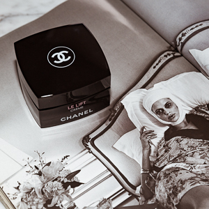 How To Look Absolutely Fabulous Sans Fillers, Botox, Or Coolsculpting