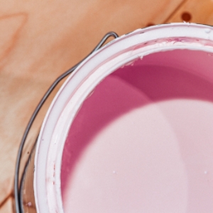 The Glossier HQ Guide To Decorating Your Apartment