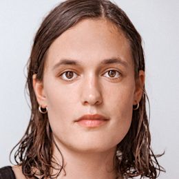 Kelly Zutrau, Musician, Wet