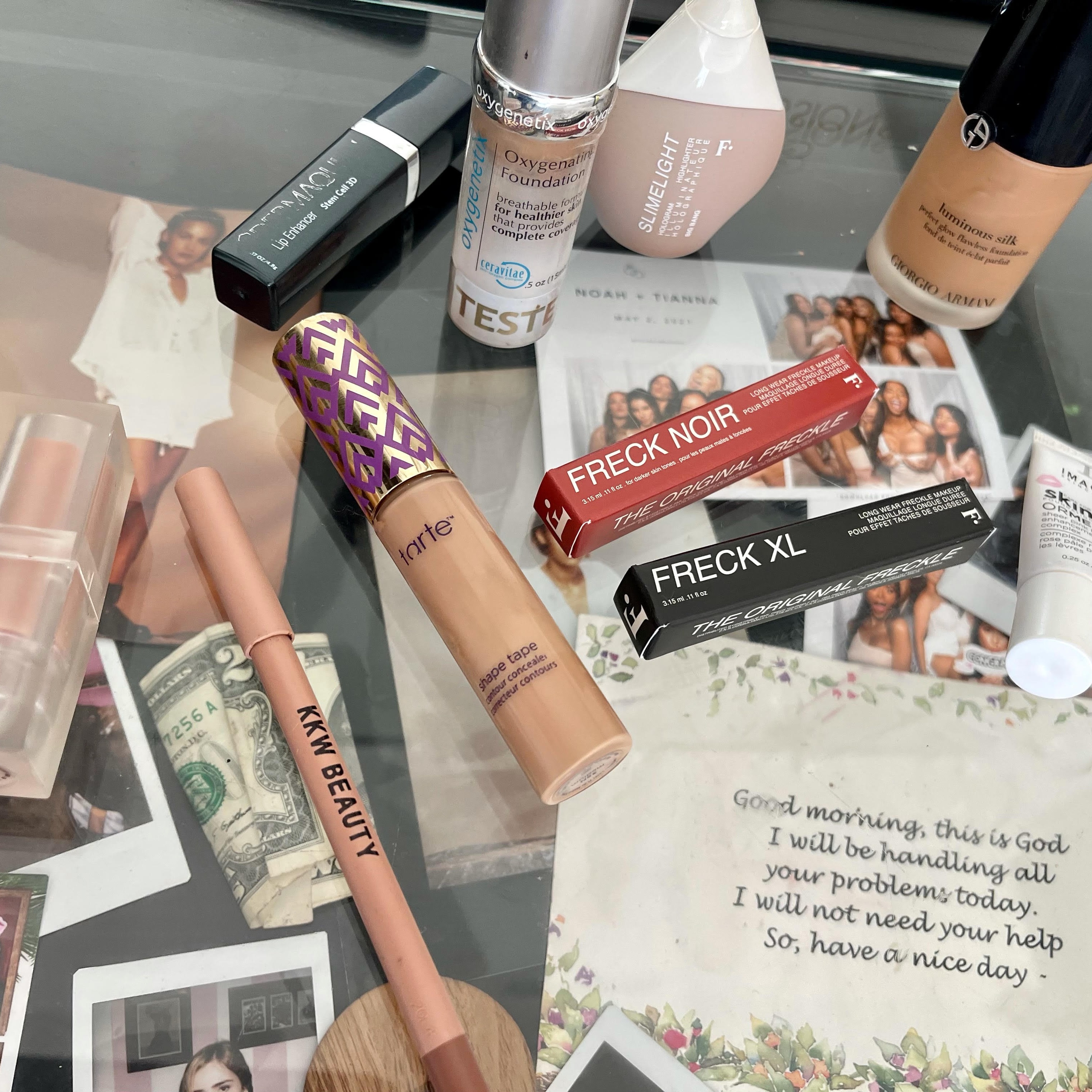 The "Personal Skin Trainer" Addicted To Exfoliating Acids