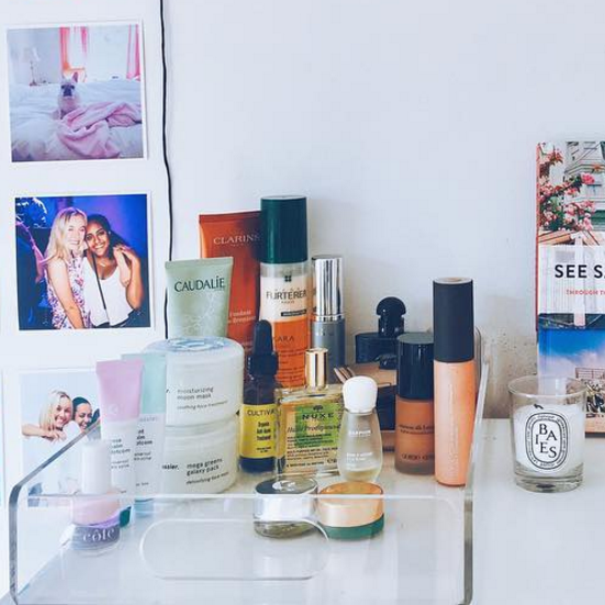 Lizzey Johnson, Student