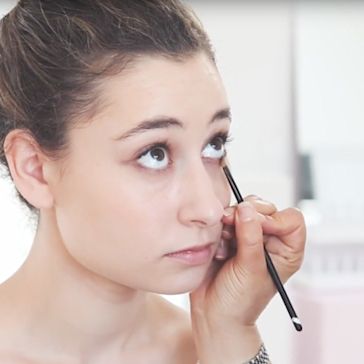How To Become An Eye Makeup Expert, Without The Skill