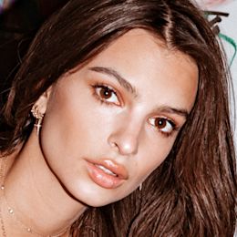Emily Ratajkowski