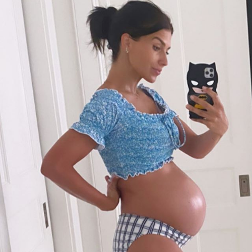 The Yoga Teacher Who Mixes Dior With Bath And Body Works 