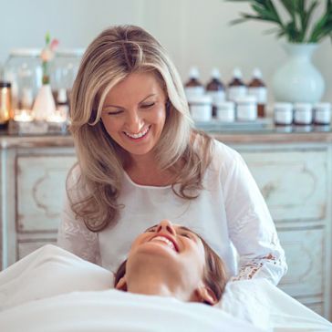 Holistic Facialist Tammy Fender's Best Skincare Advice