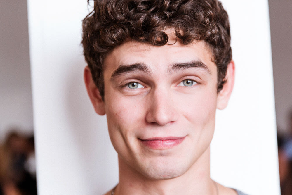 The Best Mens Wavy Hairstyles For 2019 Fashionbeans