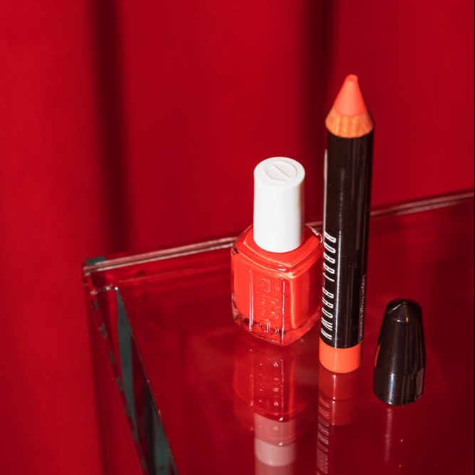 How Do You Approach A Beauty Gift?