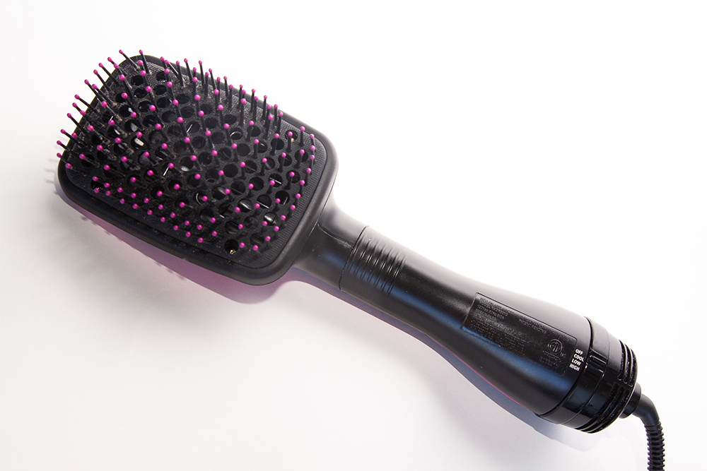 How To: Blowout Natural Hair  Revlon One Step Hair Dryer Hot Air Brush  Review 