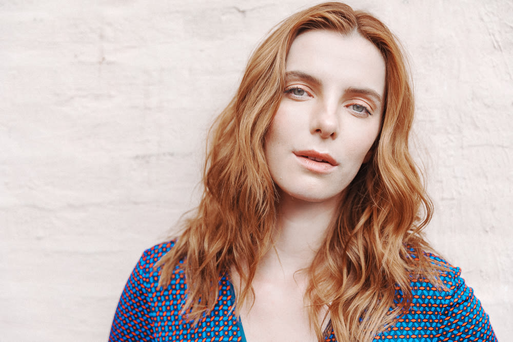 Actress Betty Gilpin's Beauty Routine | Into The Gloss