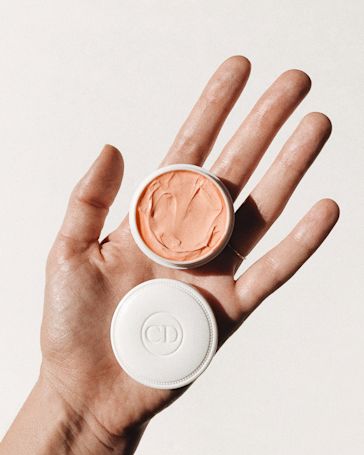 Gelcream's Guide To Photogenic Hands