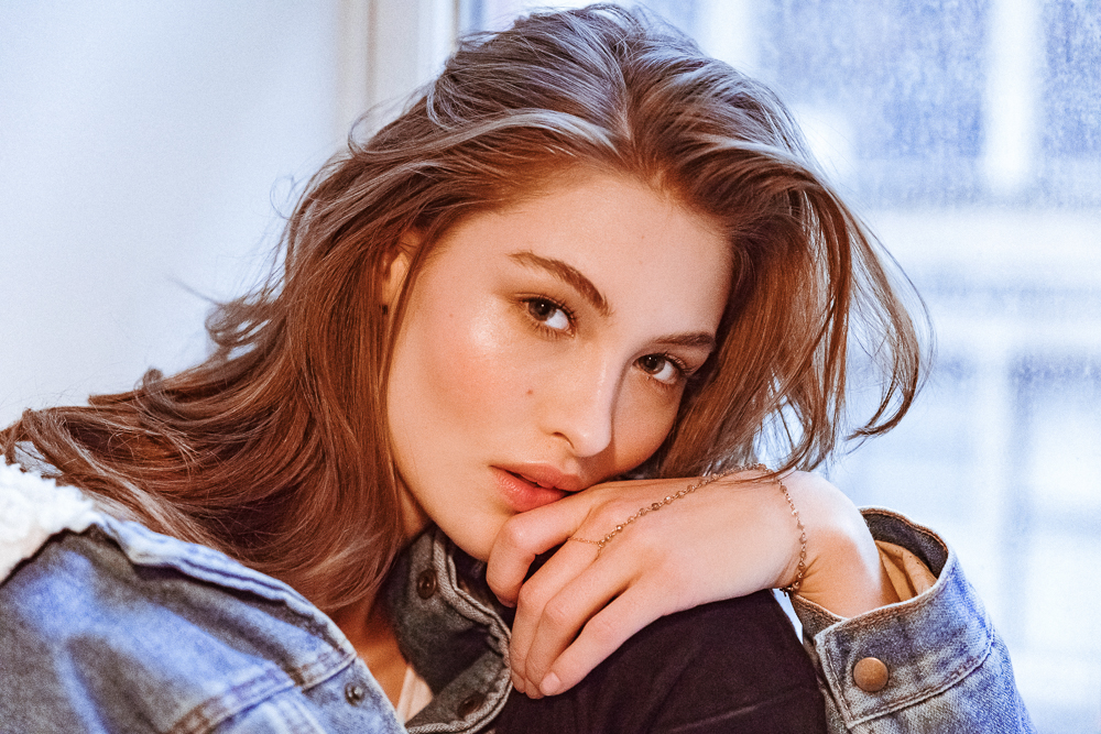 Grace Elizabeth, Model 