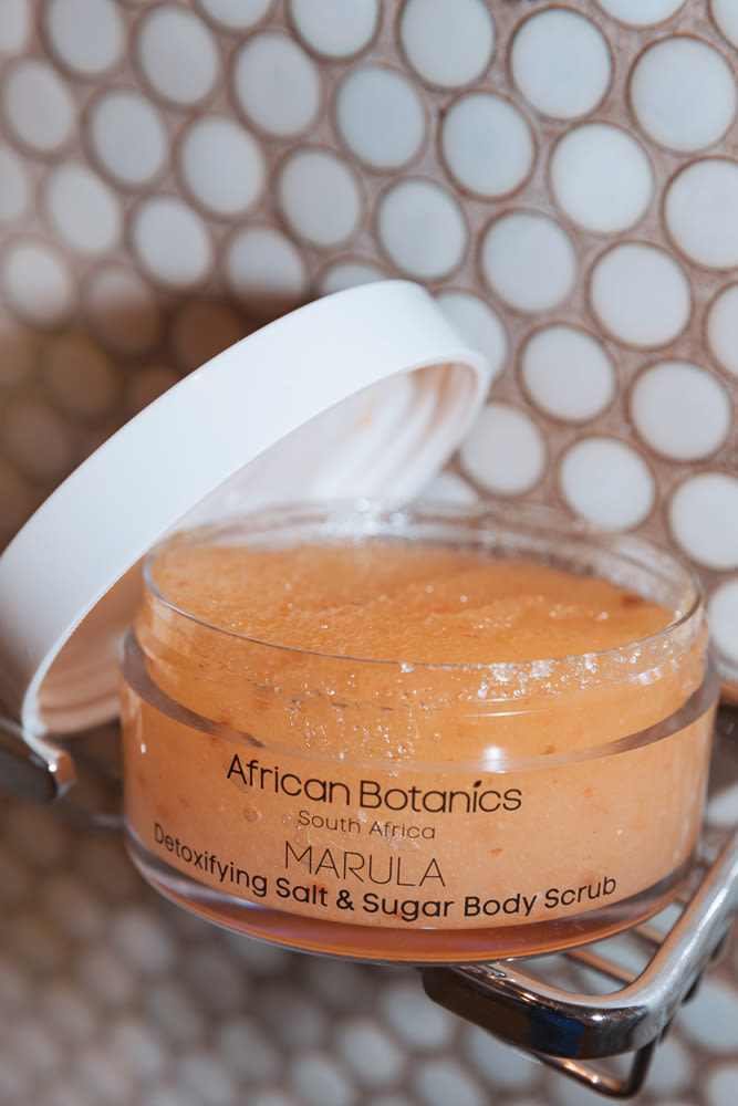 Summers Best Body Scrubs Into The Gloss