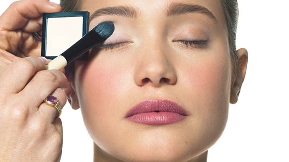 kæmpe stor hånd Revision Bobbi Brown's 'How-To: Classic Eye | Into The Gloss