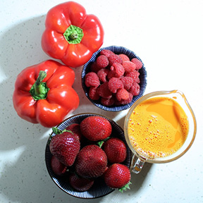 Eat Pretty: The Ruby Red Immunity Smoothie
