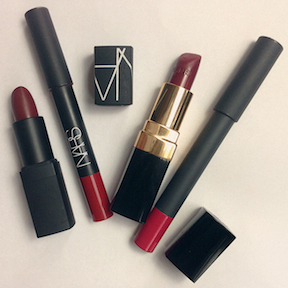 How To Apply Lipstick: The Lived-In Method