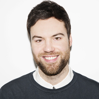 What It's Like To Assist A Top Makeup Artist