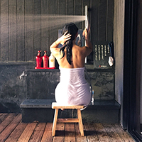 Free Advice: Go to Japan And Take Off Your Clothes