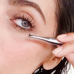 A Quick Individual Lash Tutorial