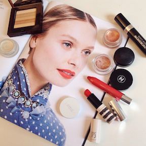 Want To Be An #ITGTopShelfie? Prove It With Pins