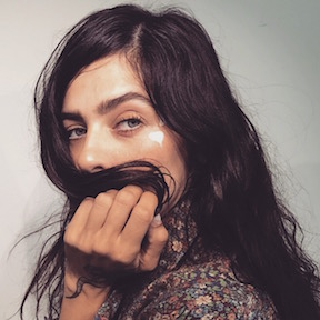 An Ode To The Wet n Wild White Pencil