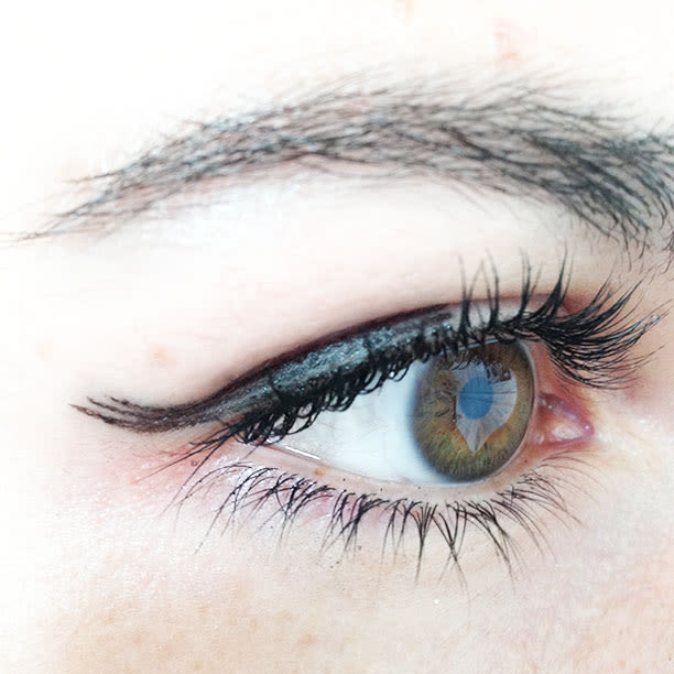 3 prong on sale eyeliner