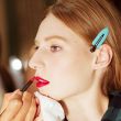 oscar-de-la-renta-spring-2016-backstage-beauty-8