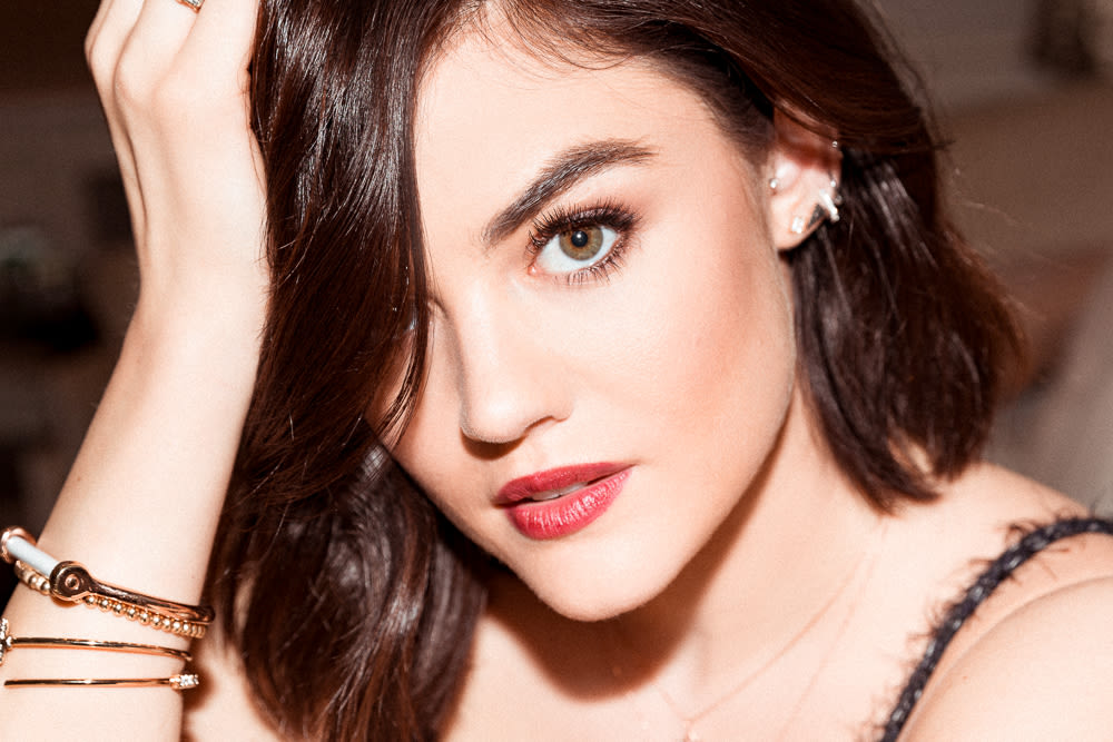 Lucy Hale Workout Routine Guide 