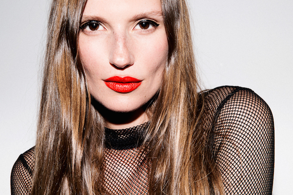 The Look: Cate In MAC & Dior