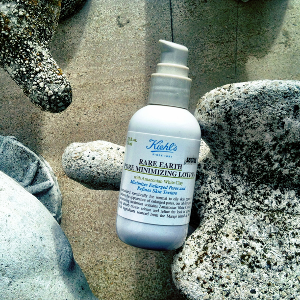 Kiehl’s Rare Earth Pore Minimizing Lotion Into The Gloss
