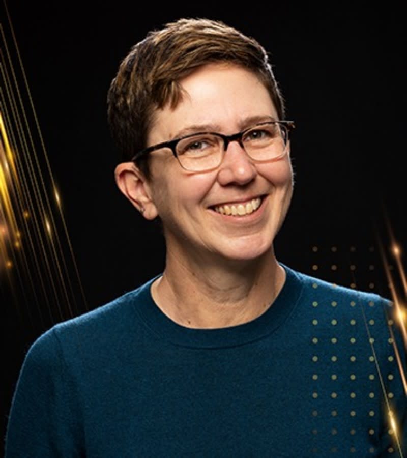 Lara - 2025 award portrait