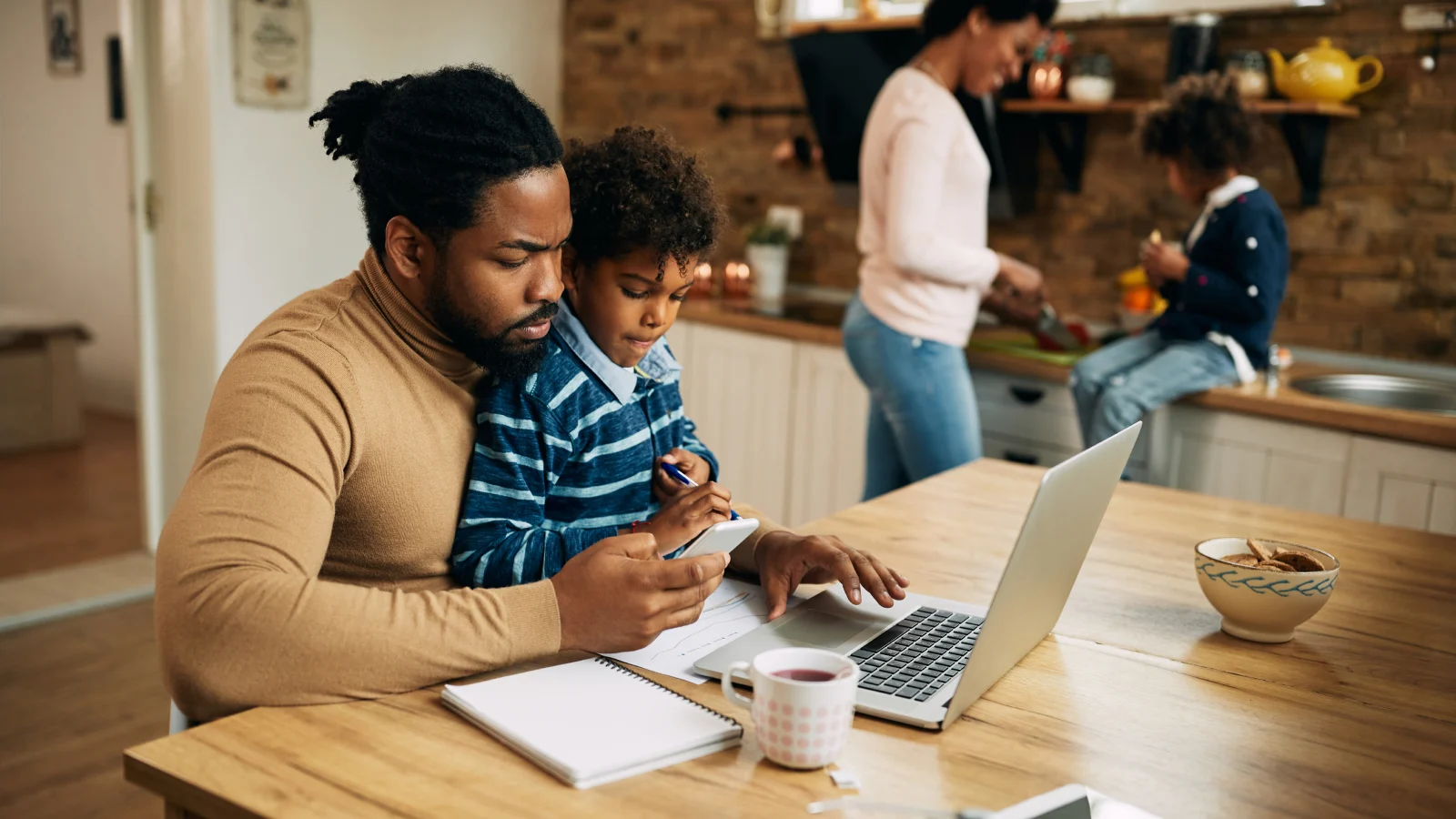 How does whole life insurance work