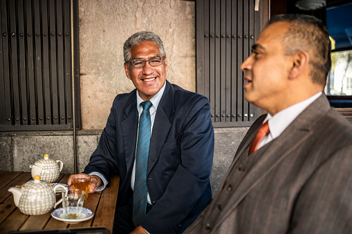 report a foreign gift