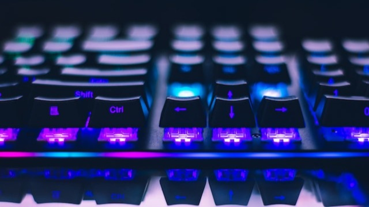 Gaming-Tastatur mit LED Beleuchtung 