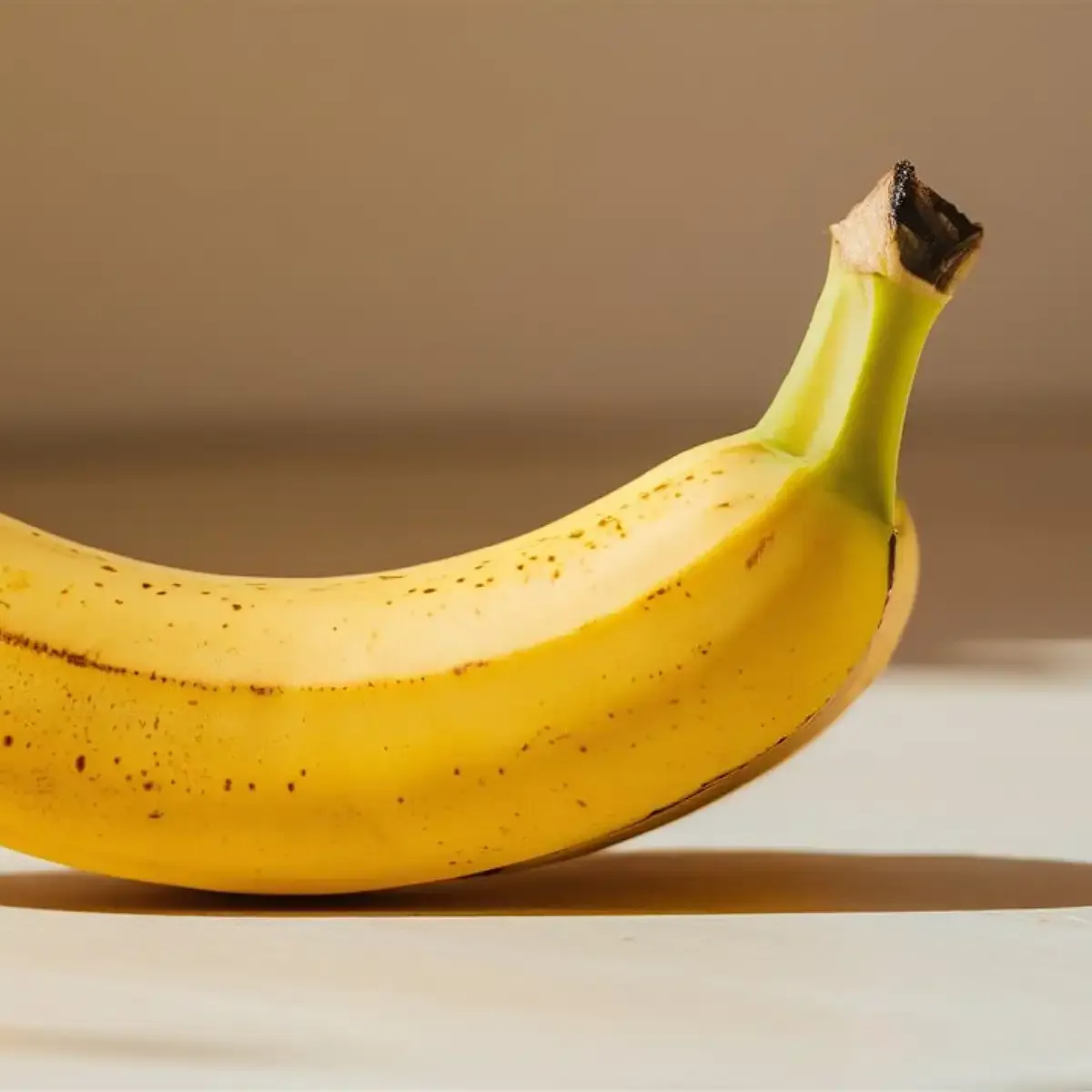 Curved banana