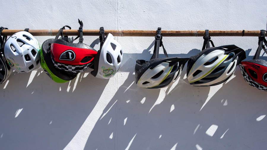 The 6 best e-bike helmets meant for city commuters.