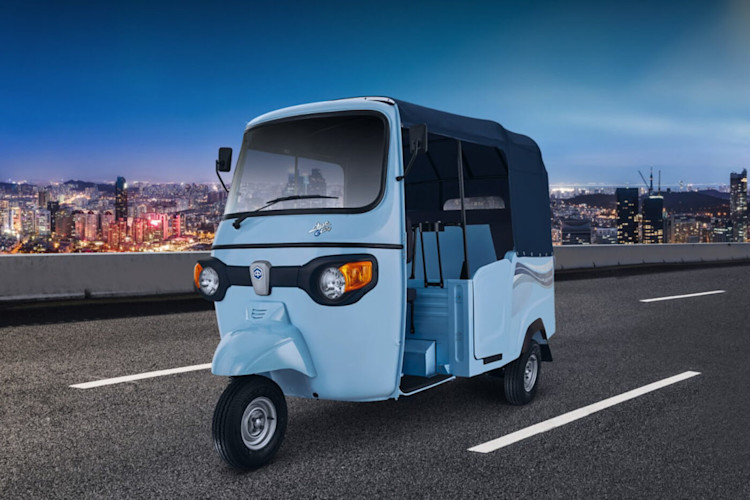 a16z Backs NYC Startup That Makes Cyberpunk Mopeds | Ride Review