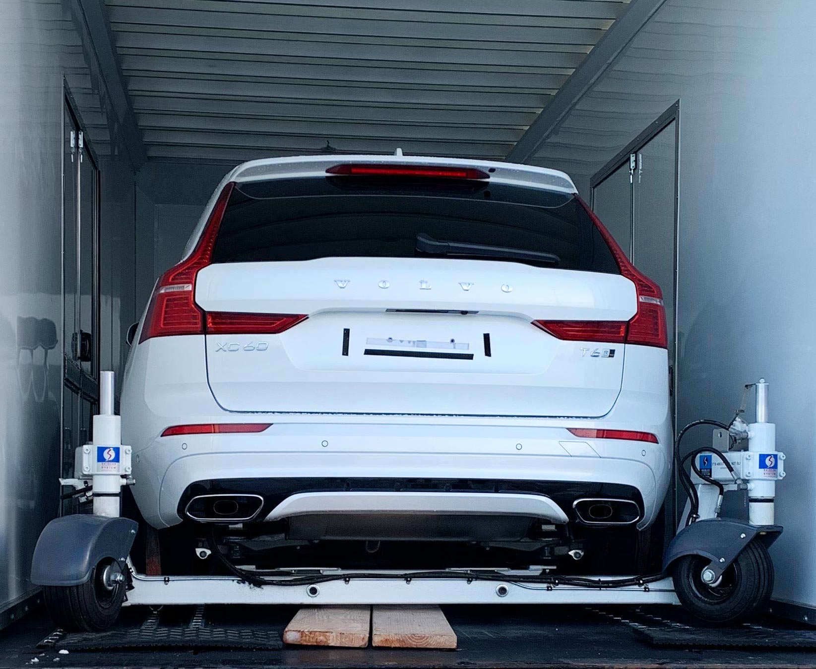 Outrigger Photo 02 Masonry