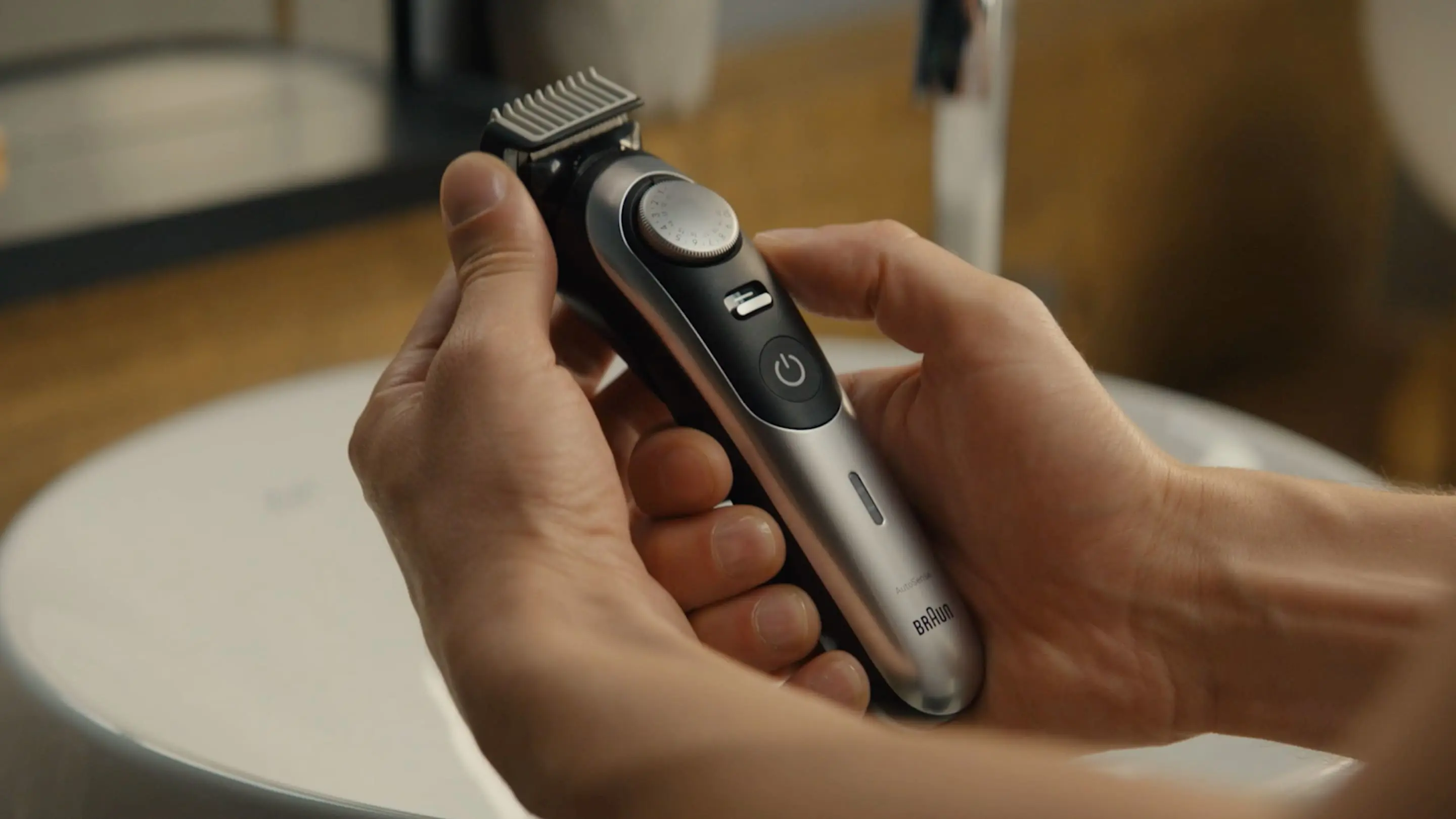 BRAUN BT3321 BEARD TRIMMER 3 - REGOLABARBA DETTAGLI Braun Beard T