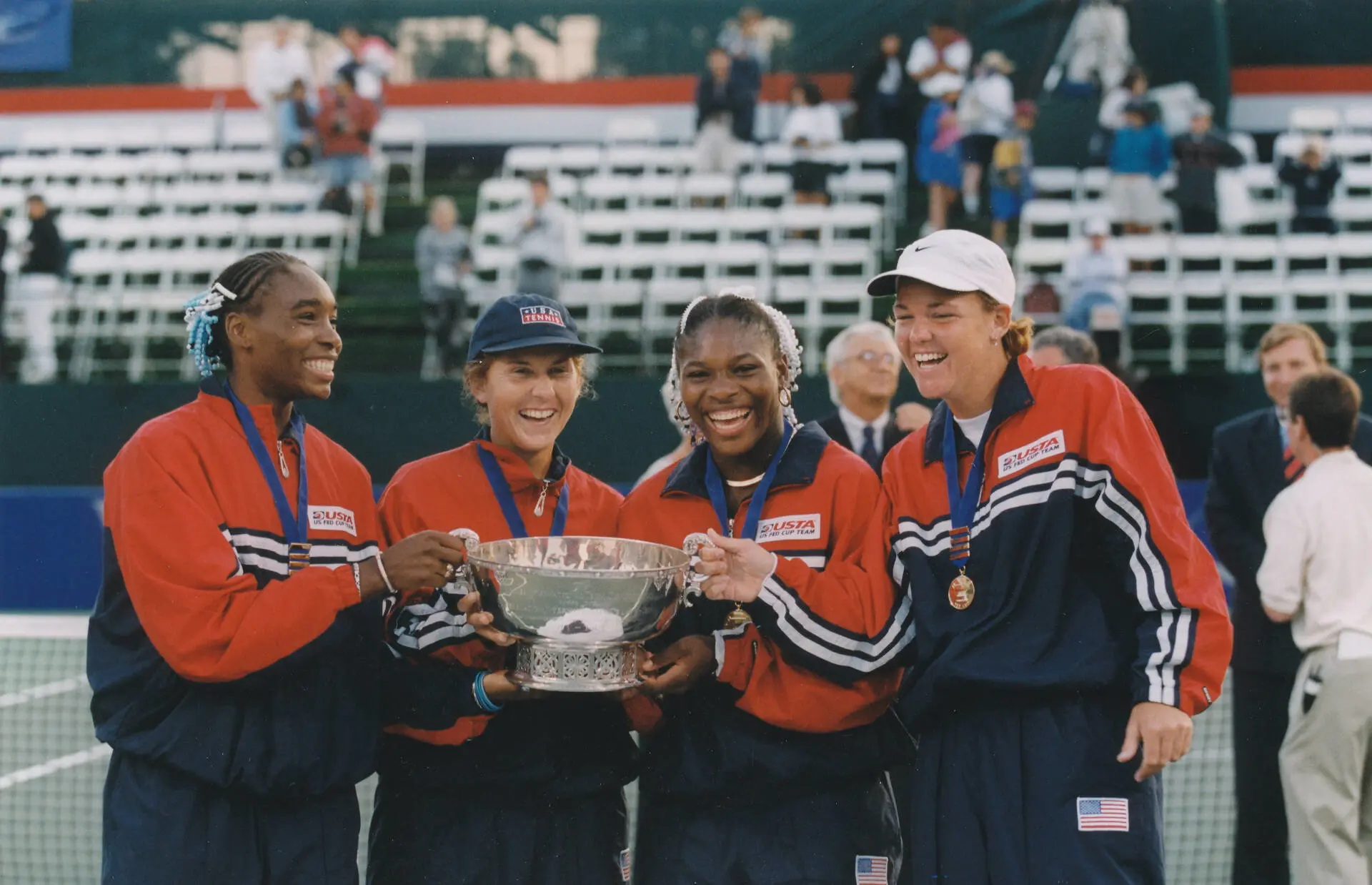 Team USA with 1999 Fed Cup trophy (Venus, Seles, Serena, Davenport)
