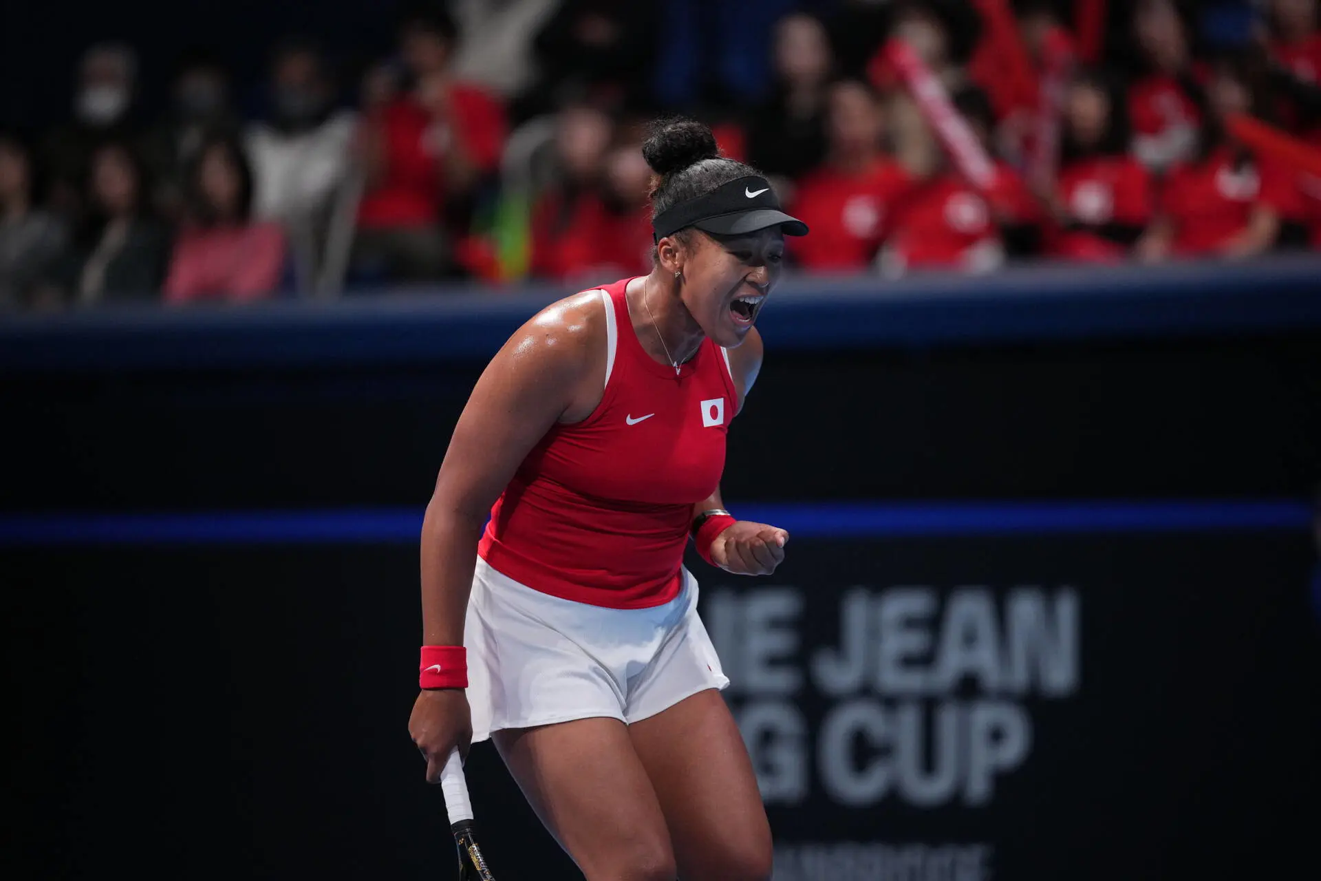 Osaka fist pump