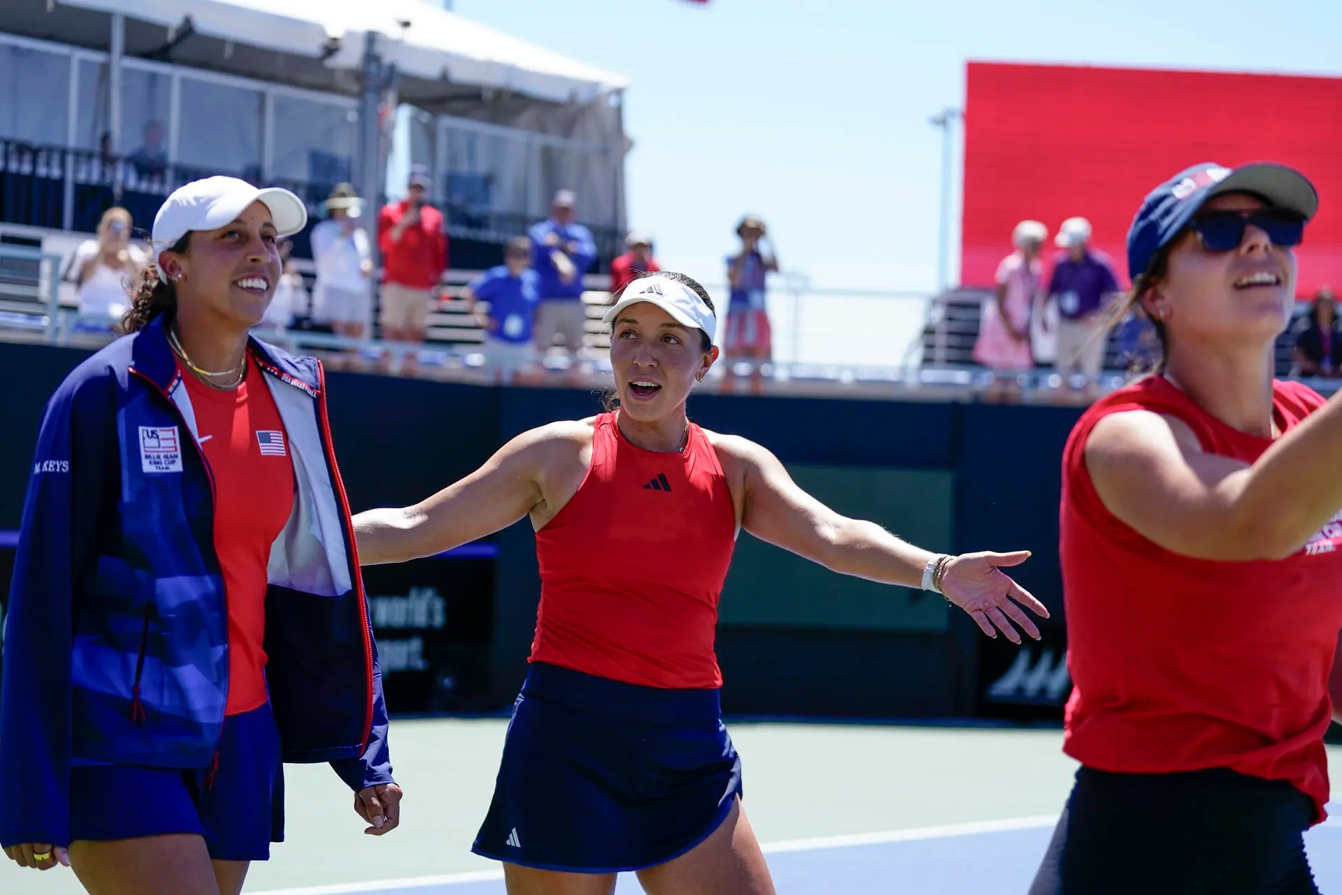Keys, Pegula & Navarro opening ceremony