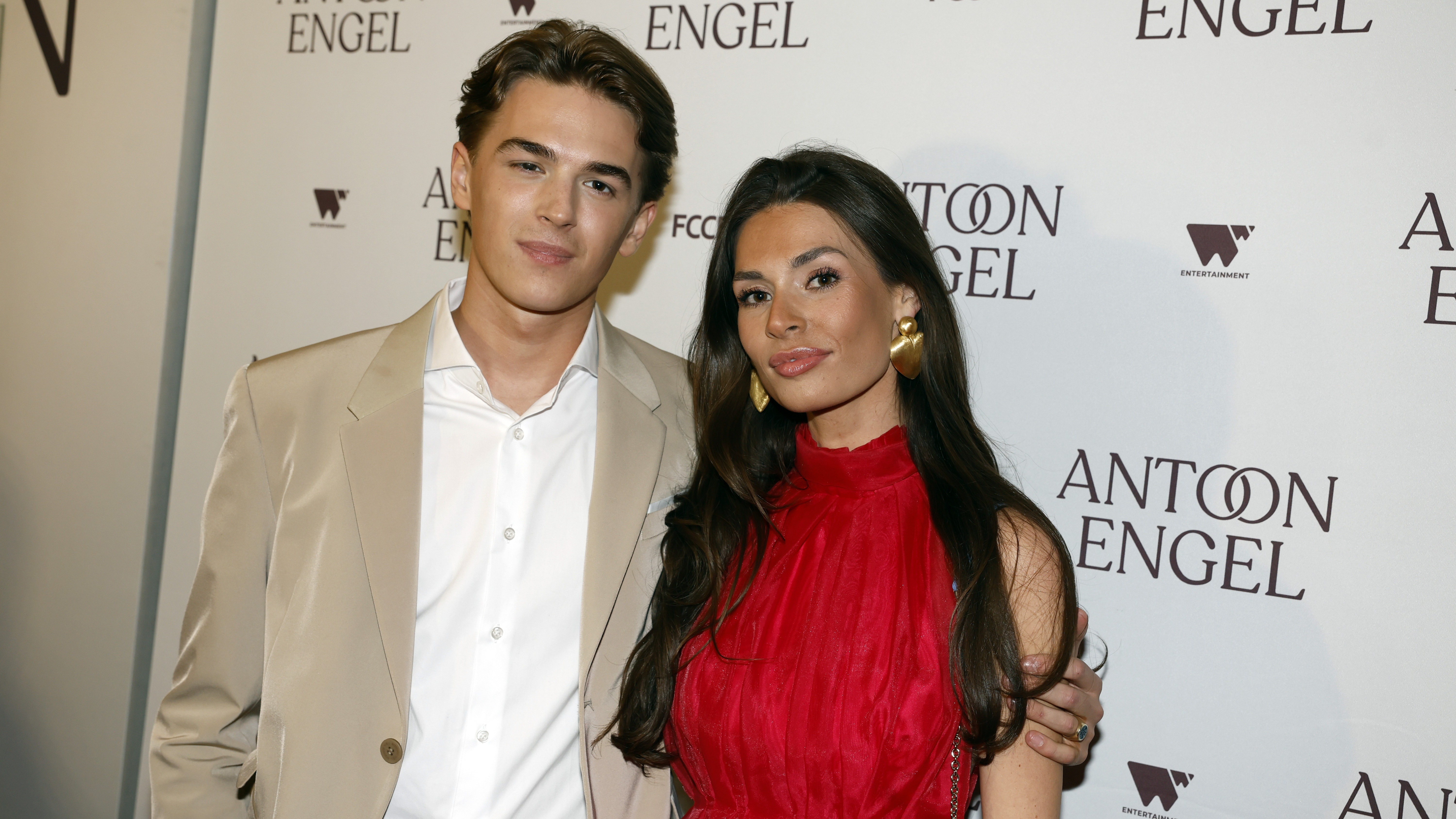 Antoon and Carmen Lauren Visser Photos, News and Videos, Trivia and ...